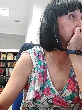 Snapshot of Emily_de_Carla chatting on November 24, 2025, 4:07 pm Emily de Carla online show from November 24, 2025, 4:07 pm