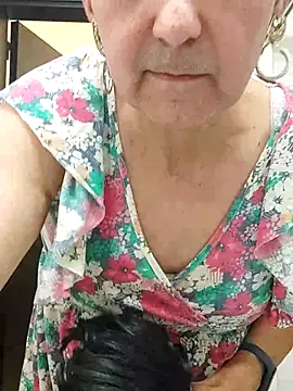 Snapshot of Emily_de_Carla chatting on December 2, 2025, 4:30 pm Emily de Carla online show from December 2, 2025, 4:30 pm