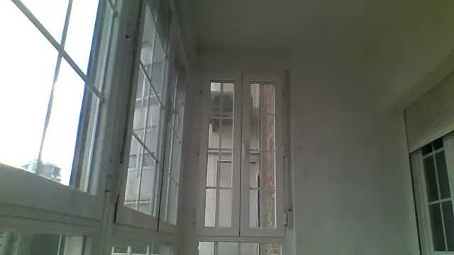 Emily de Carla online show from March 1, 2026, 2:17 pm