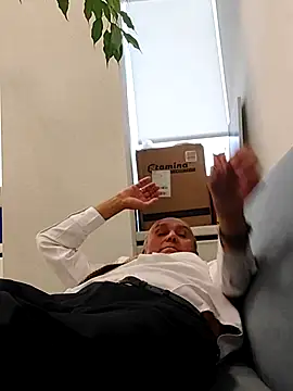 Snapshot of Emily_de_Carla chatting on September 25, 2025, 2:12 pm Emily de Carla online show from September 25, 2025, 2:12 pm