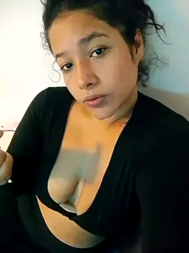 Stephy  online show from October 26, 2025, 12:11 am