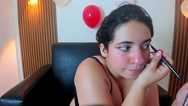 Nicol Chang online show from February 15, 2026, 8:08 pm