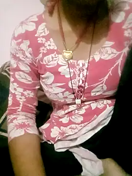 Hot-qwer online show from March 31, 2026, 4:31 pm