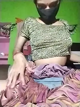 Snapshot of Punam_ji chatting on July 15, 2026, 1:18 pm Punam ji online show from July 15, 2026, 1:18 pm