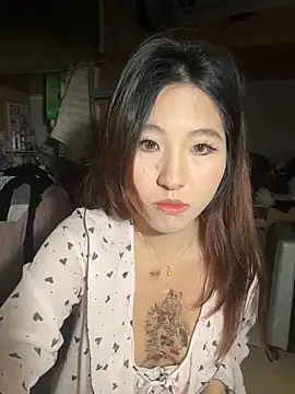 ououlovelove online show from March 15, 2026, 3:52 pm