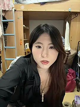 ououlovelove online show from February 1, 2026, 9:02 pm