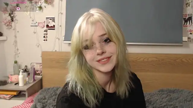 triplebakaaa online show from November 17, 2025, 10:47 pm