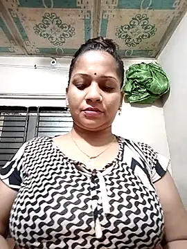 Snapshot of Payel_50 chatting on July 19, 2026, 5:32 pm Payel 50 online show from July 19, 2026, 5:32 pm