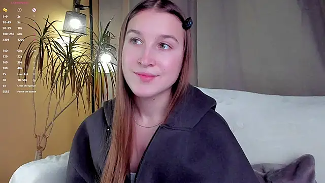 Snapshot of NanaMertins chatting on November 22, 2025, 1:04 am NanaMertins online show from November 22, 2025, 1:04 am