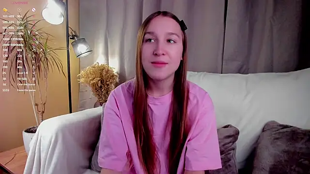 Snapshot of NanaMertins chatting on November 11, 2025, 1:11 am NanaMertins online show from November 11, 2025, 1:11 am