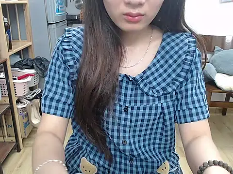 Snapshot of Lamoon_2k chatting on June 1, 2026, 1:44 pm Lamoon 2k online show from June 1, 2026, 1:44 pm