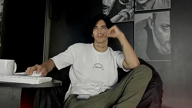 jett savage online show from October 2, 2025, 1:36 pm