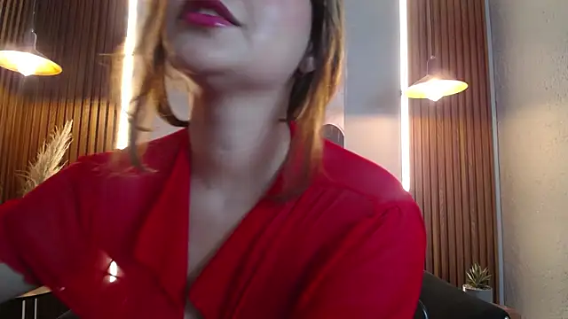 CurlyDani online show from April 16, 2026, 2:12 am