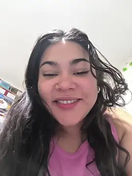 Snapshot of Vale_Walker chatting on February 3, 2026, 8:47 pm Vale Walker online show from February 3, 2026, 8:47 pm