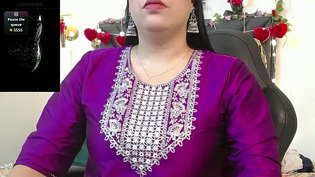 IndraKaur  online show from February 25, 2026, 11:43 am
