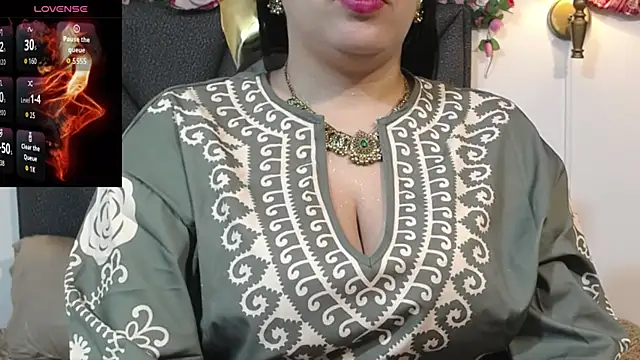 Snapshot of IndraKaur_ chatting on November 7, 2025, 12:53 pm IndraKaur online show from November 7, 2025, 12:53 pm