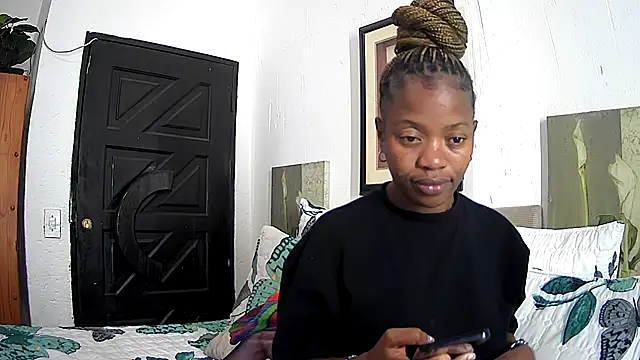 CandyNaynay online show from October 1, 2025, 6:12 pm