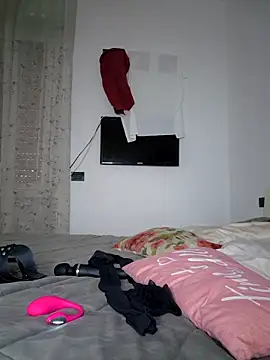 amalia202555 online show from November 18, 2025, 1:03 pm