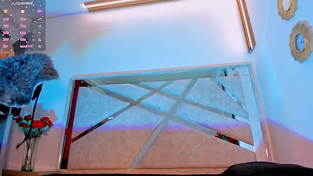 Snapshot of ThiccyLexxy chatting on November 20, 2025, 12:17 pm ThiccyLexxy online show from November 20, 2025, 12:17 pm