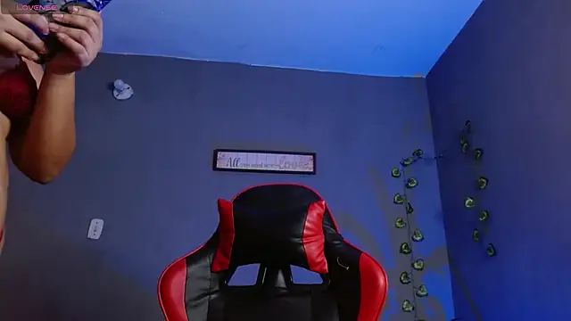 Snapshot of isa_salvatore_ chatting on September 24, 2025, 6:03 pm isa salvatore  online show from September 24, 2025, 6:03 pm