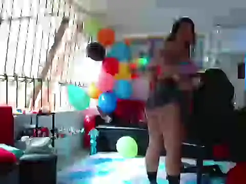 rous-kinky online show from November 12, 2025, 1:37 pm