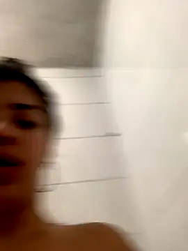 Snapshot of Isaa-Sweet chatting on October 16, 2025, 1:30 pm Isaa-Sweet online show from October 16, 2025, 1:30 pm