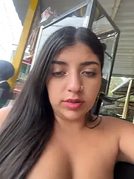 Snapshot of Isaa-Sweet chatting on December 4, 2025, 8:19 pm Isaa-Sweet online show from December 4, 2025, 8:19 pm