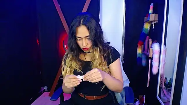 SabaTheCourtesan online show from December 19, 2025, 5:26 pm