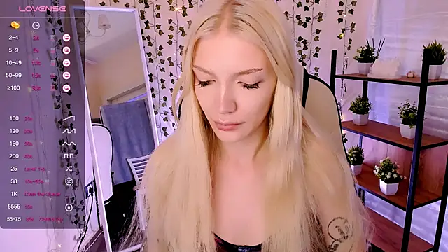 AnyaTaylor  online show from June 4, 2026, 2:27 am