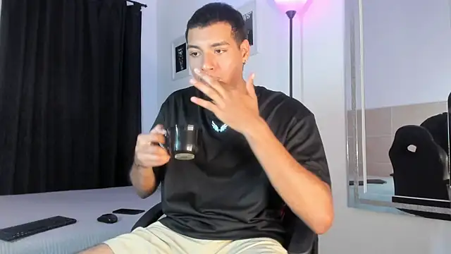 TeamPorn 19 online show from March 21, 2026, 9:51 pm