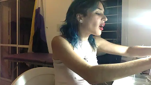 kendrafarq online show from February 14, 2026, 3:29 am