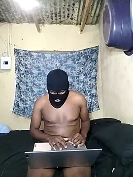 Snapshot of shebeshid chatting on April 18, 2026, 7:58 pm shebeshid online show from April 18, 2026, 7:58 pm