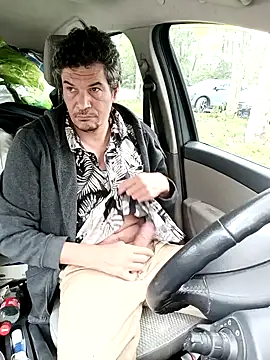 Snapshot of twitshe chatting on October 13, 2025, 12:51 pm twitshe online show from October 13, 2025, 12:51 pm