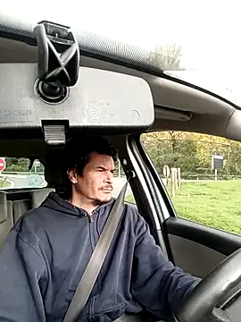 Snapshot of twitshe chatting on October 30, 2025, 1:42 pm twitshe online show from October 30, 2025, 1:42 pm