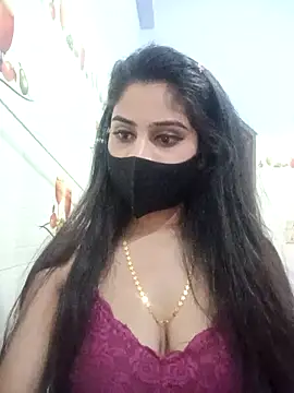Snapshot of Hot-Soniya733 chatting on November 21, 2025, 2:21 am Hot-Soniya733 online show from November 21, 2025, 2:21 am