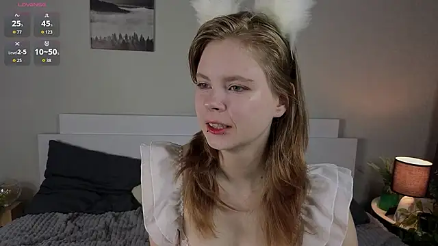 Snapshot of JulietteRain chatting on June 12, 2026, 6:27 pm JulietteRain online show from June 12, 2026, 6:27 pm