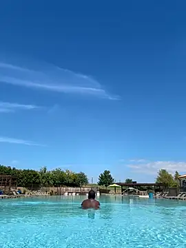 mistermidnightsnack online show from September 22, 2025, 7:09 pm