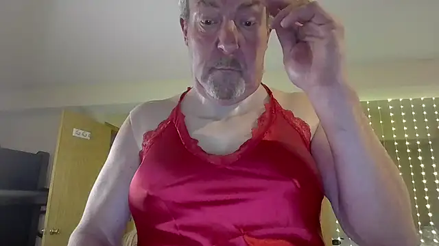 Sexyjennyxh online show from March 12, 2026, 5:13 am