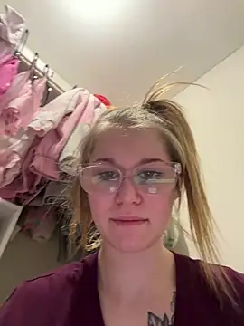 Riley ray69 online show from March 4, 2026, 3:09 pm