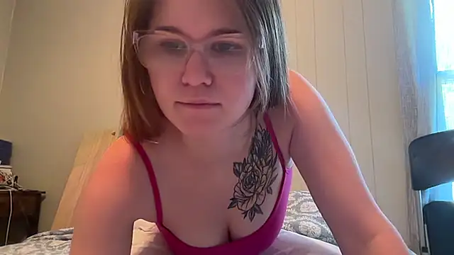 Snapshot of Riley_ray69 chatting on June 2, 2026, 2:28 pm Riley ray69 online show from June 2, 2026, 2:28 pm