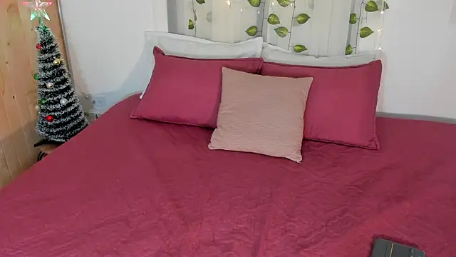 CloehSmiith online show from December 20, 2025, 11:02 am