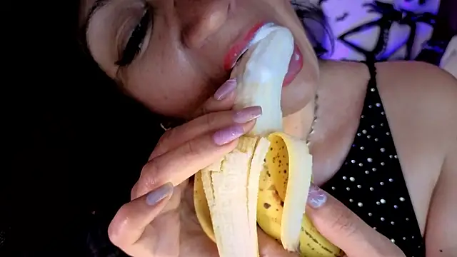 Snapshot of Ternura_Prohibida chatting on October 27, 2025, 2:34 am Ternura Prohibida online show from October 27, 2025, 2:34 am