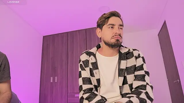 Snapshot of 404_Not_Found4 chatting on November 3, 2025, 1:11 am 404 Not Found4 online show from November 3, 2025, 1:11 am