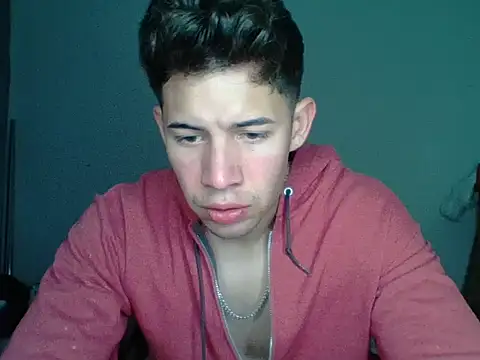 Maxtaylor18 online show from January 16, 2026, 2:37 am