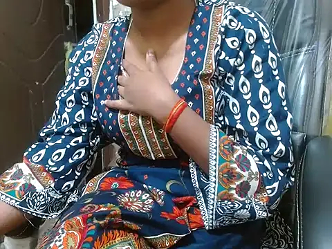 Snapshot of shallyji chatting on October 29, 2025, 6:34 am shallyji online show from October 29, 2025, 6:34 am