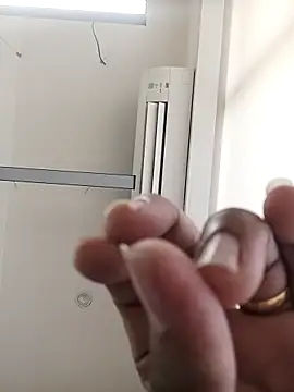 Snapshot of VJ17 chatting on September 30, 2025, 5:02 am VJ17 online show from September 30, 2025, 5:02 am