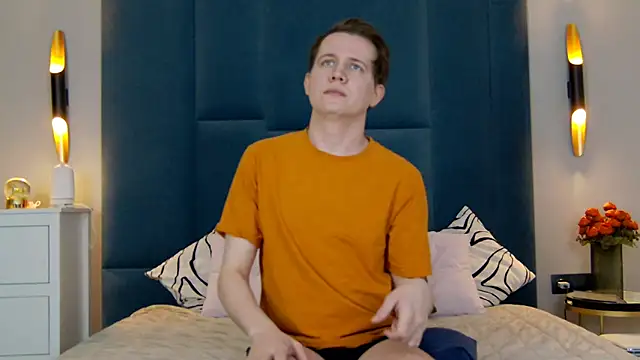 MadisonCharley online show from March 8, 2026, 9:56 am