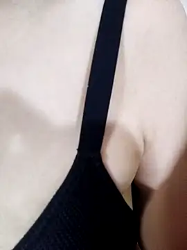 Snapshot of LisaaSEXXY chatting on September 12, 2025, 2:44 am LisaaSEXXY online show from September 12, 2025, 2:44 am