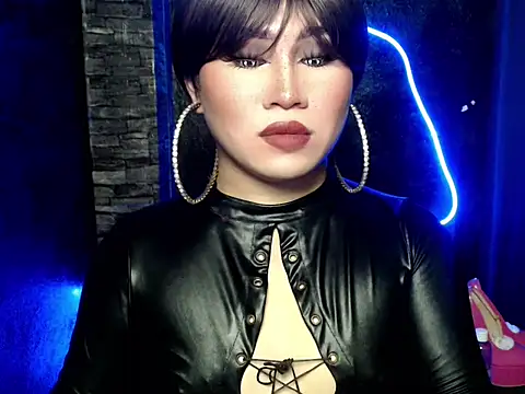 Snapshot of pretty_lassy chatting on October 15, 2025, 4:48 pm pretty lassy online show from October 15, 2025, 4:48 pm