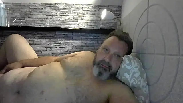 Snapshot of BigMan738@xh chatting on June 7, 2026, 11:10 pm BigMan738xh online show from June 7, 2026, 11:10 pm
